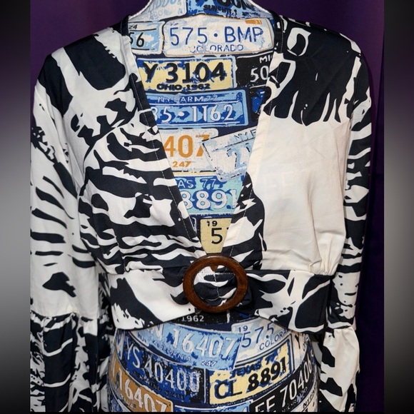 ❌❌❌ SOLD LPH❌❌❌Lexbreezy Hawaii 🌺 Moani Top NWT - Picture 10 of 12